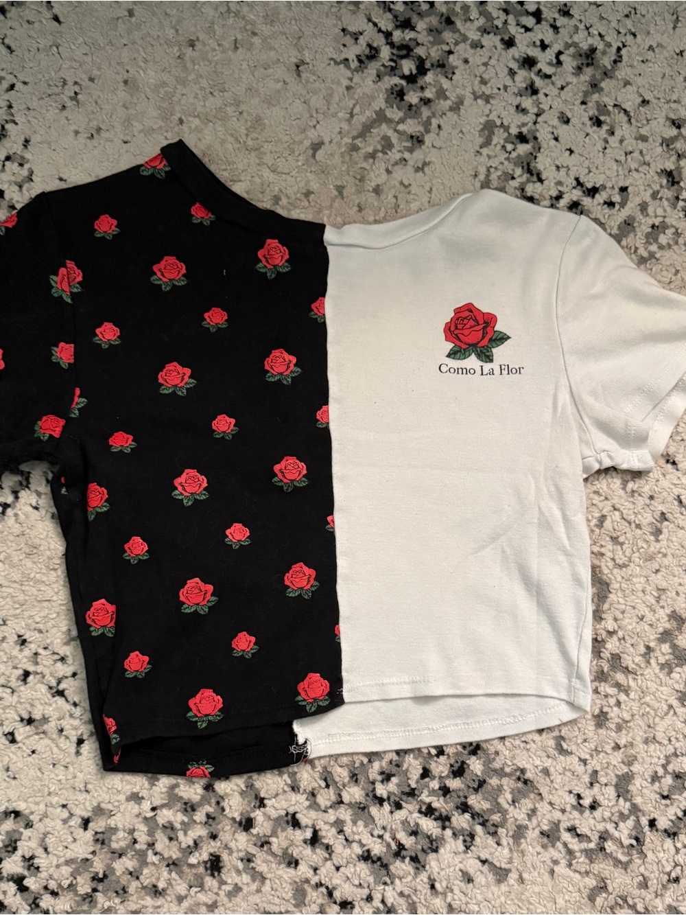 Como La Flor Girls' Black & White Rose Print Split T‑Shirt